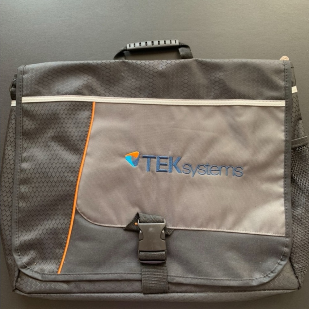 2 Messenger Bags